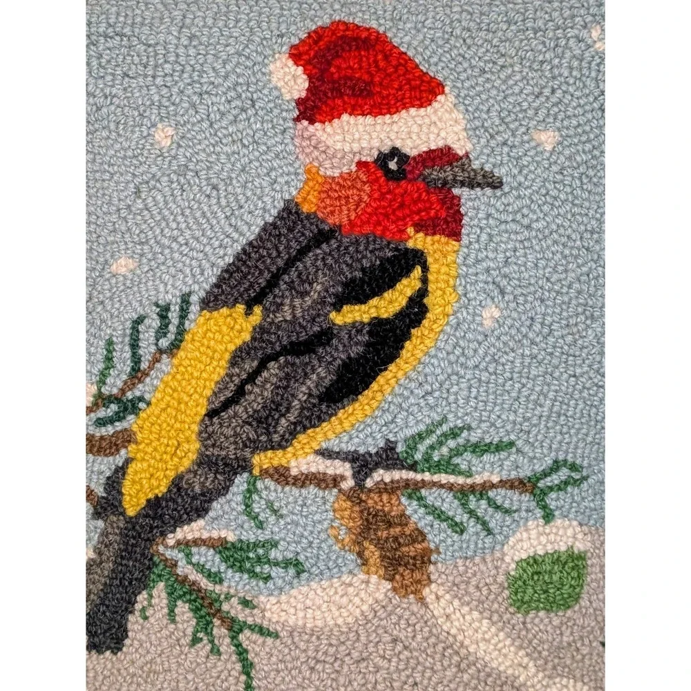 Christmas Bird‎ Hooked Pillow Red Santa Hat Winter Scene Decorative 14x17